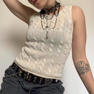 Cute vintage cottage core knitted tank top / vest
